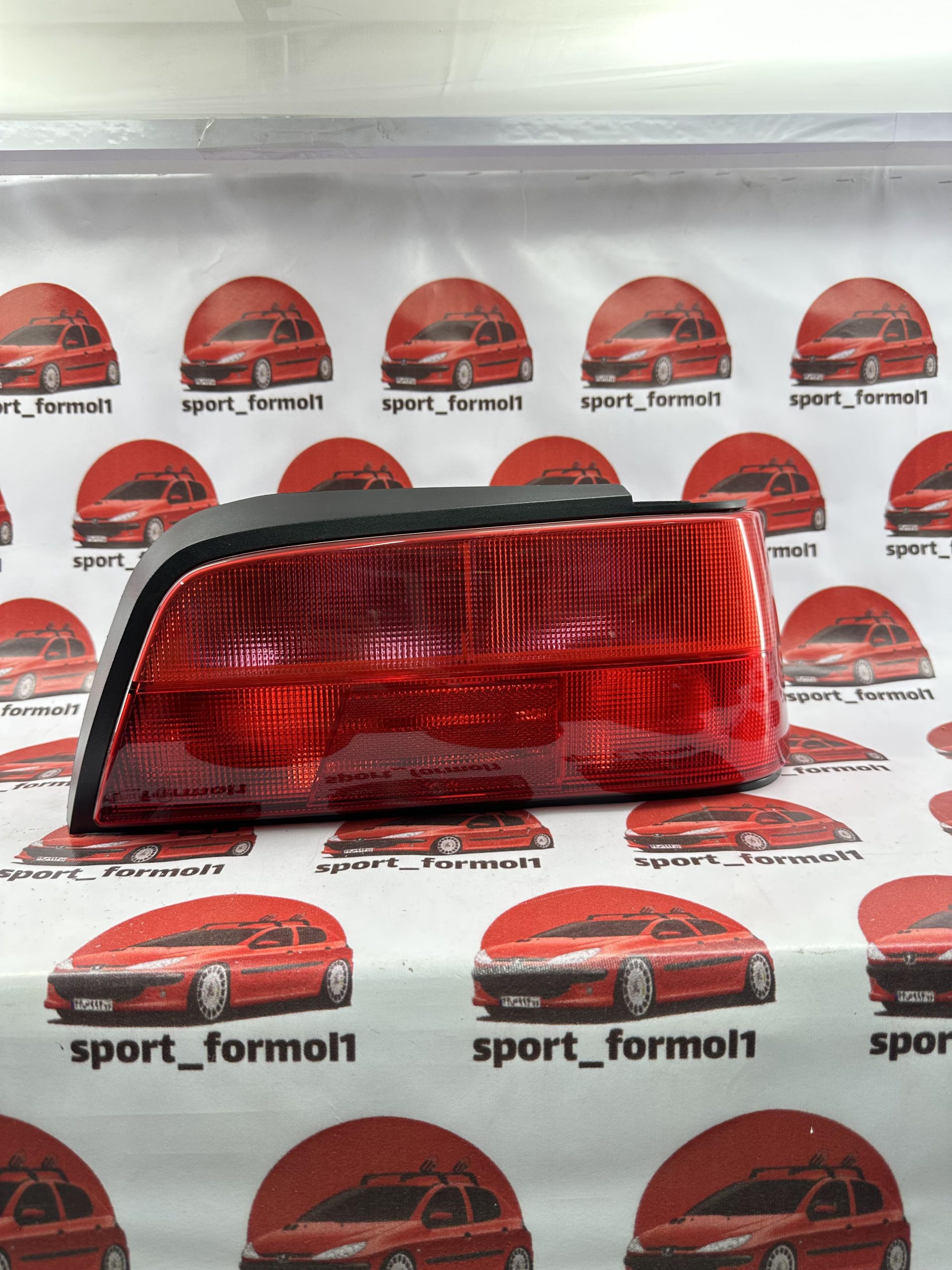 ۲۰۲۴_۱۰_۲۴_۲۰_۴۷_IMG_5147 چراغ عقب (خطر) پژو پارس پرشیا کروز - Image 1