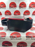 کنسول وسط دو لیوان لوکس